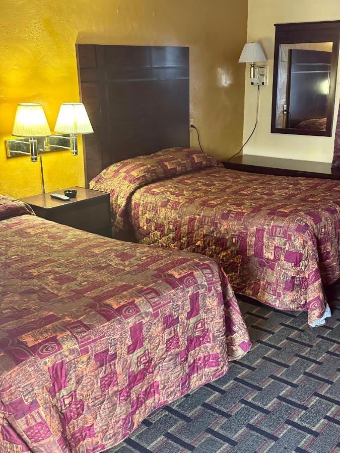 Motel 301 Orient Park Eksteriør billede